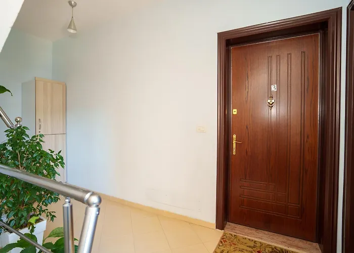 Apartamento Tolle Lage & Aussicht, 3 Min Zum Sarandë